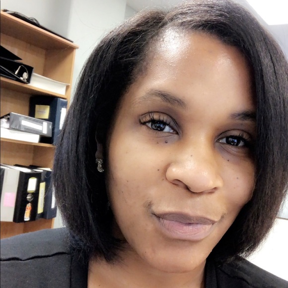 Meet your Posher, Seneca - Picture 1 of 2